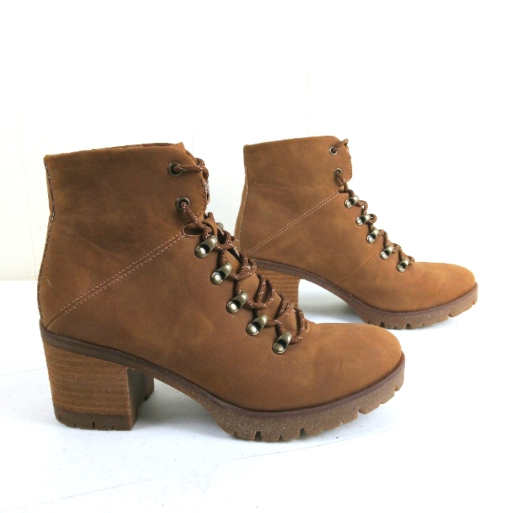 Korks by Kork Ease Erica Ankle Boots 7.5 Tan Faux Suede Block Heel Lug Soles